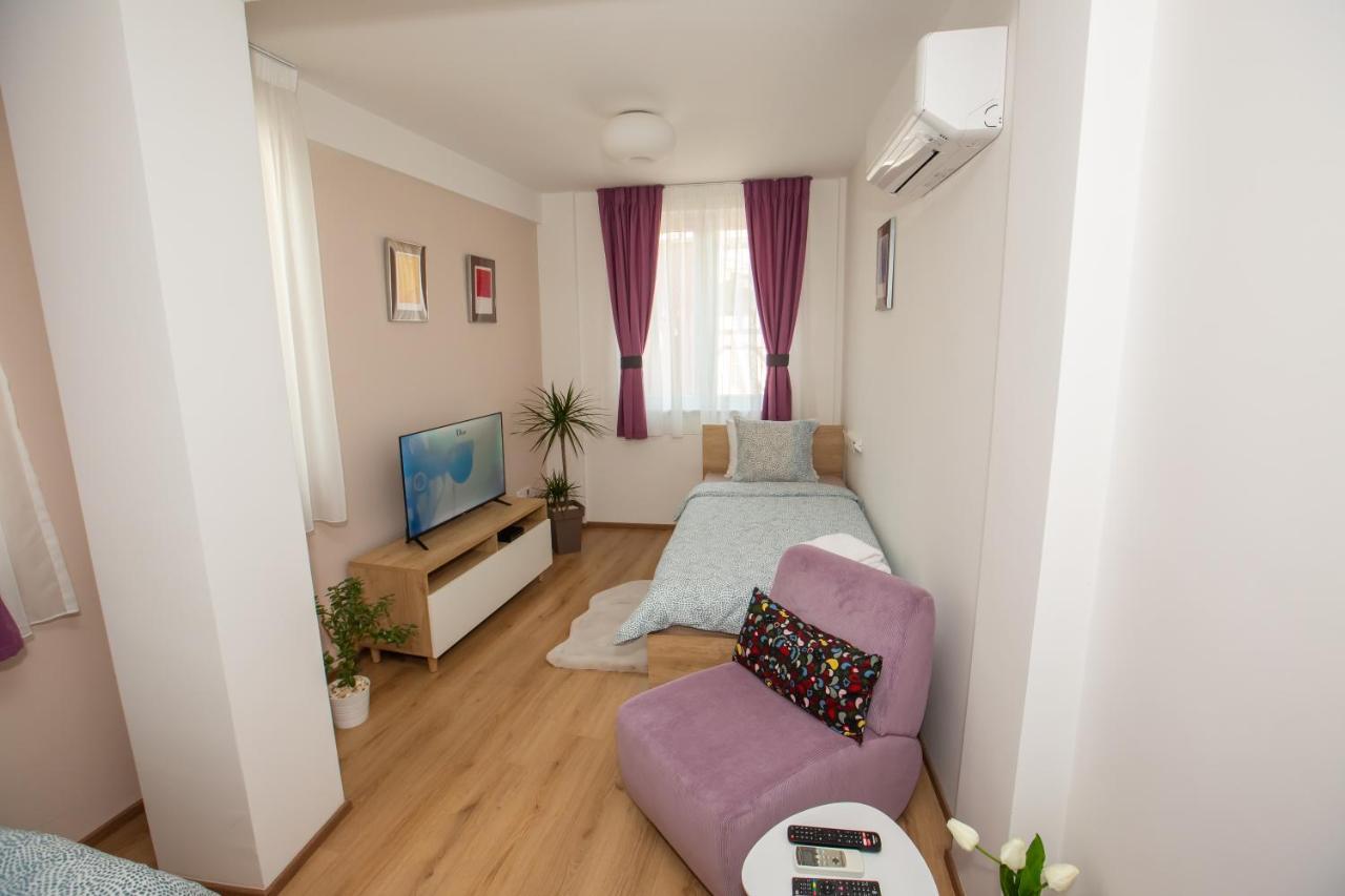 Charming Apartment In Shtip'S Downtown Štip Esterno foto
