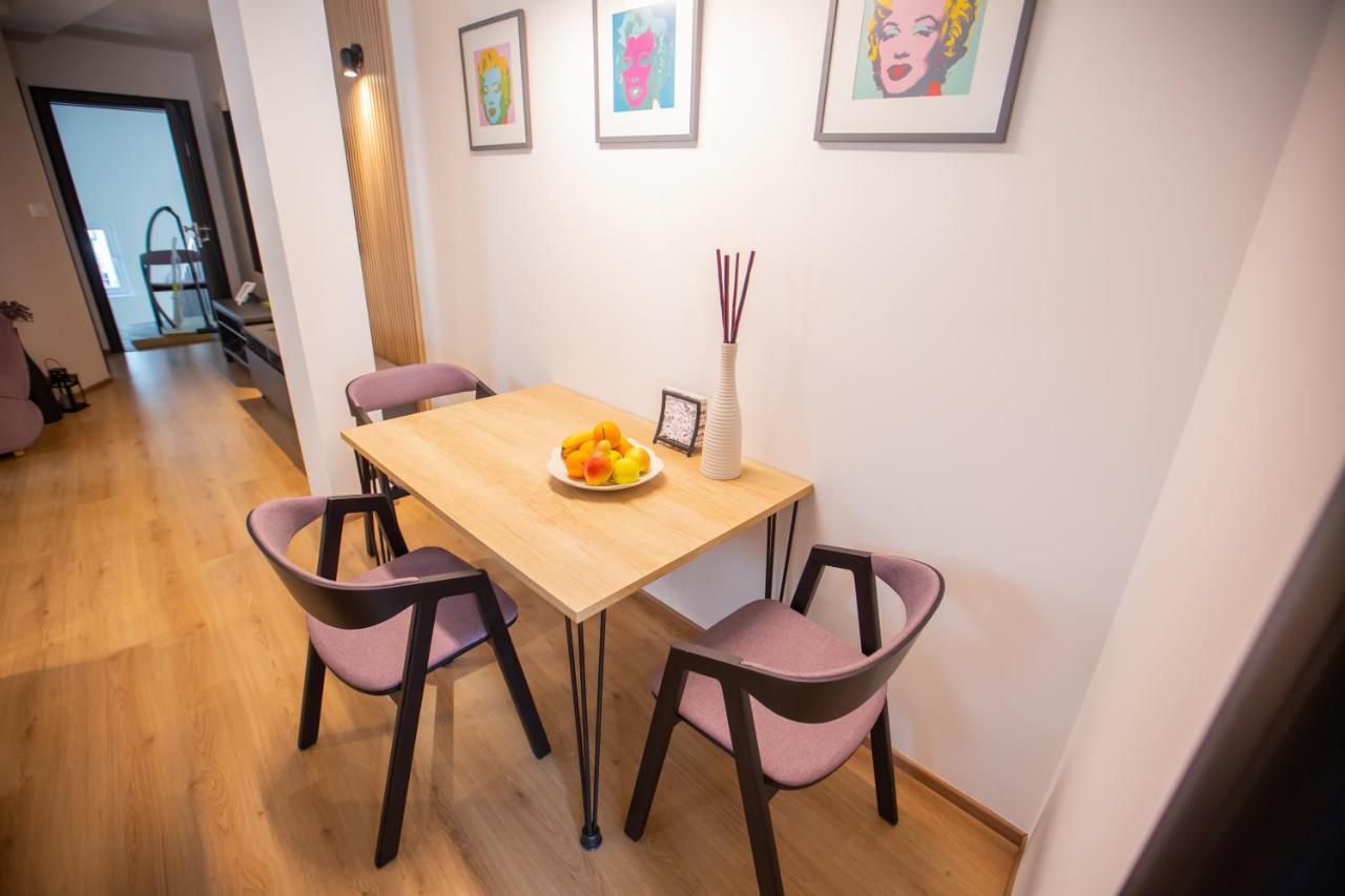 Charming Apartment In Shtip'S Downtown Štip Esterno foto